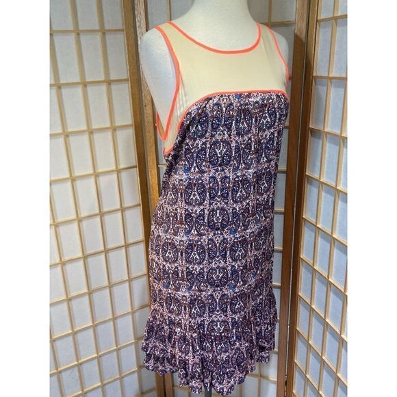 EllaāMossāLgāSleevelessĀ PaisleyāDress - Picture 10 of 13